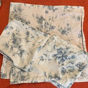 Floral Print Napkins